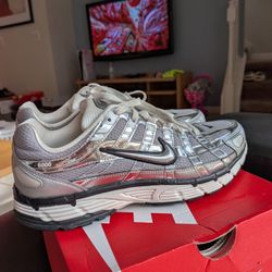 Nike Running Shoes. Size 9.5 