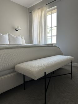 Boucle Bench