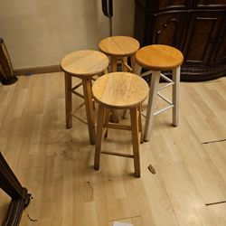  Bar Stools  I. Good Condition 