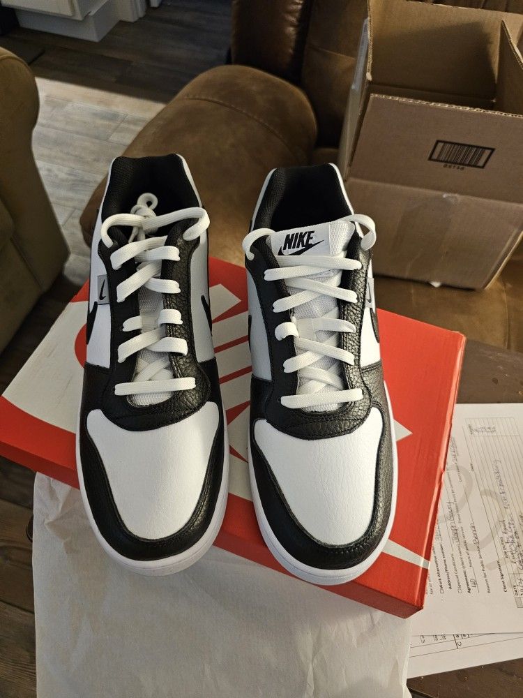 12Mens Nike Ebernon Low