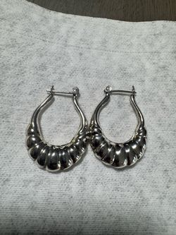Silver Scalloped Hoop Earrings