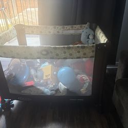 $40 Play pin comes with its original bagging