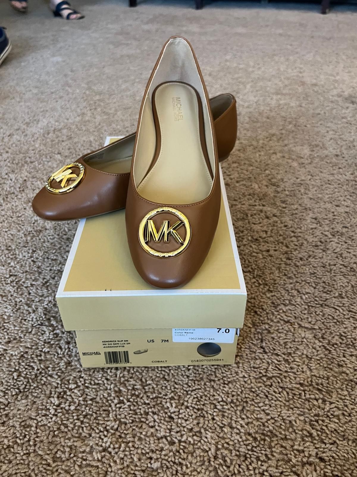 Michael Kors Women’s Leather Flats Shoes Size 7