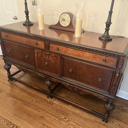 TIMELESS BEAUTY!  Gorgeous Carved Vintage Antique Buffet/Sideboard by Wallace Furniture Company