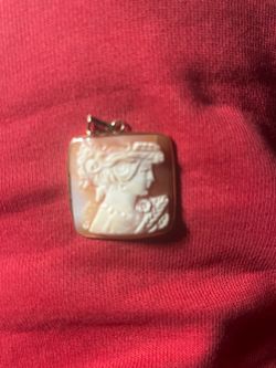 Shell Cameo Pendant with Gold-Tone Setting