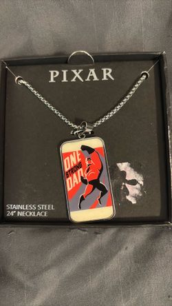 Disney Pixar - Mr. Incredible Dad necklace - New!