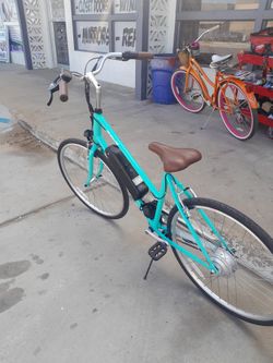 Brand New Out The Box Hurly Electric Bike