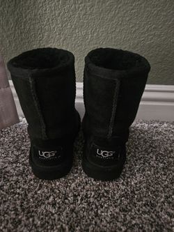 Toddler UGG Size 7