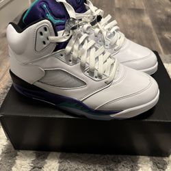 Jordan 5 Grape Size 8 New