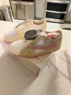 Travis Scott Shy Pink