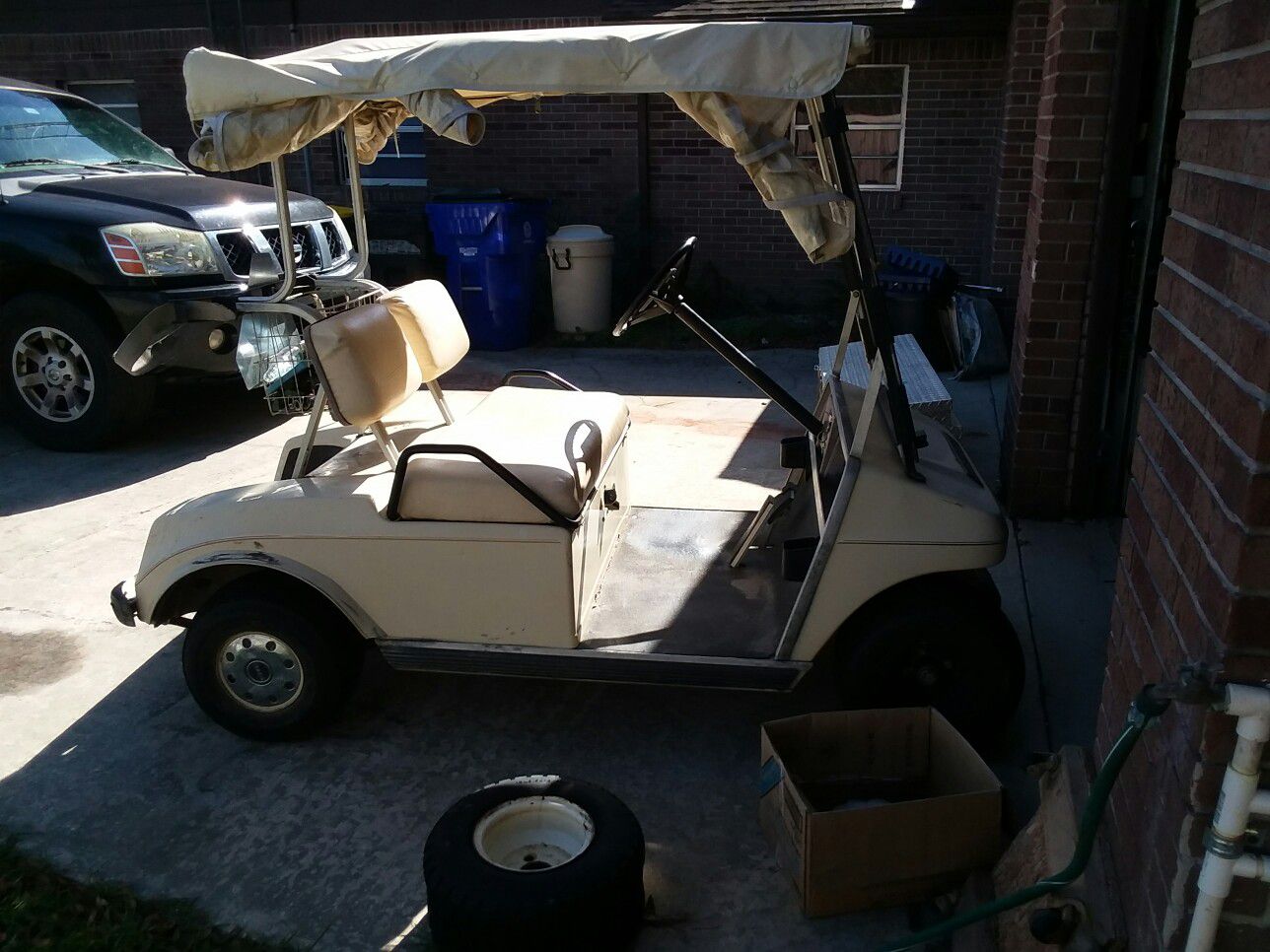 Club Cadet golf cart