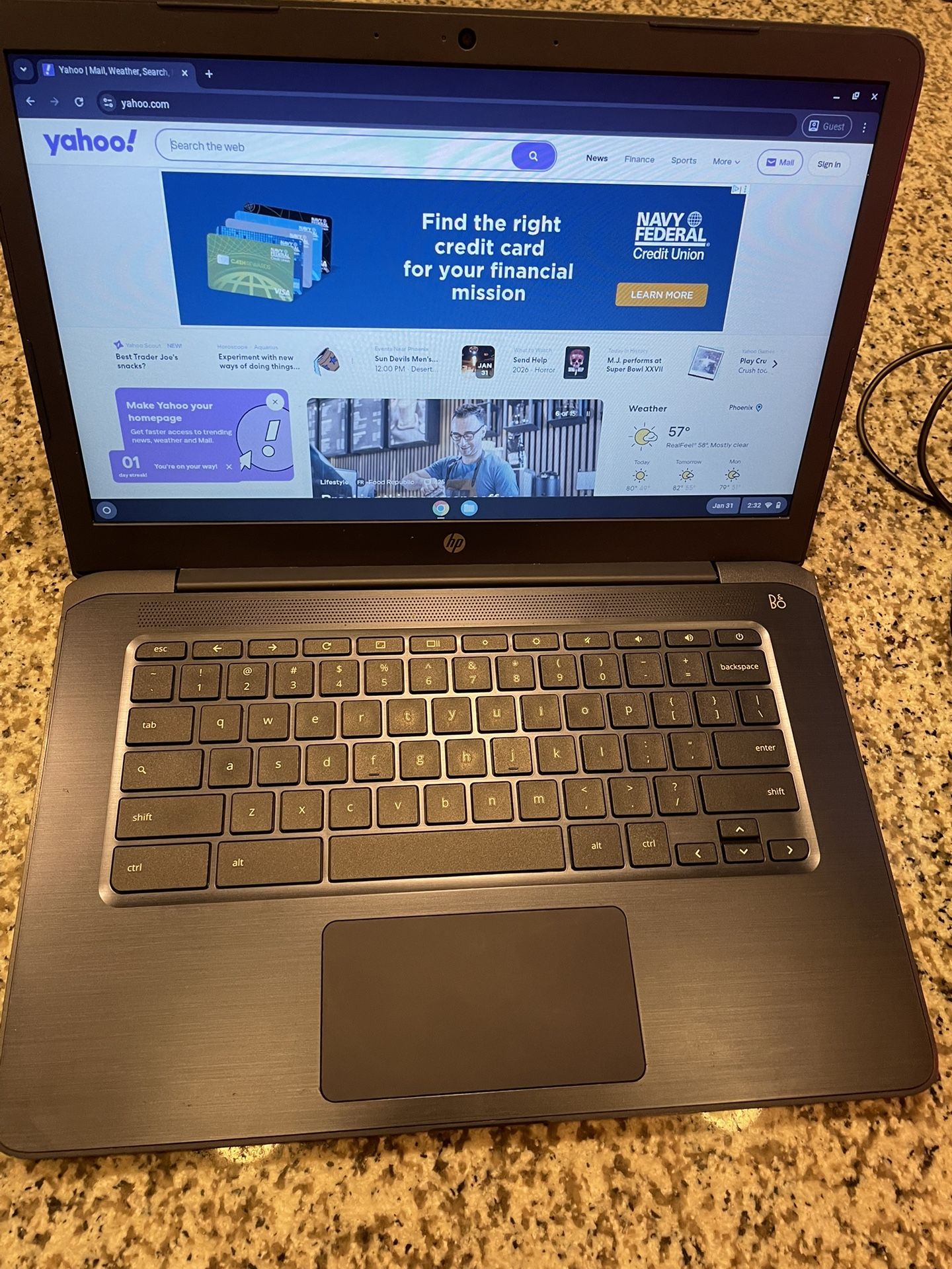 Hp Chromebook 14-inch AMD A4 -9120C 4GB Blue With Charger Works Great