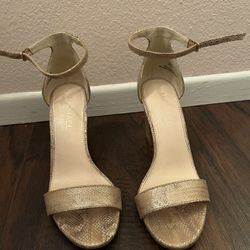 Gold Heels Size 7