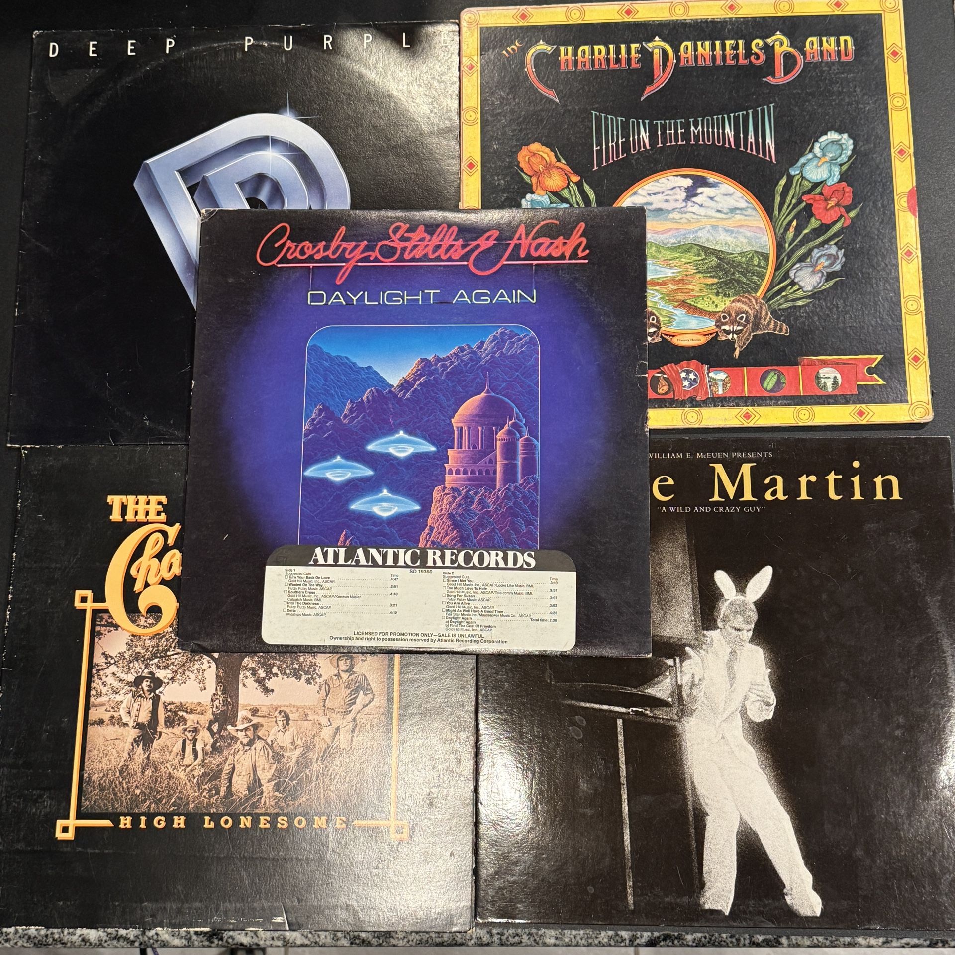 Vinyl Records 5pc Album Lot. Crosby Stills and Nash,, Charlie Daniel’s, Deep Purple etc. Crosby Stills and Nash – Daylight Again - 1982 Vinyl LP Rec