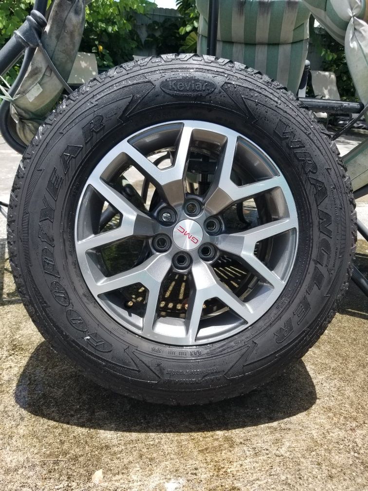 GMC Canyon All-Terrain Wheels and Tires