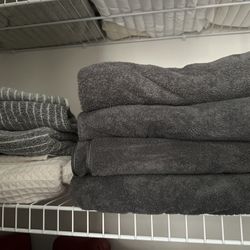 Soft Microfiber, Quick Dry, Highly Absorbent Oversized Bath Towels for Bathroom Kitchen Spa(Light Grey)
