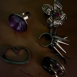 Costume rings lot