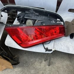 2003-2007 Nissan Murano Passenger Taillight 