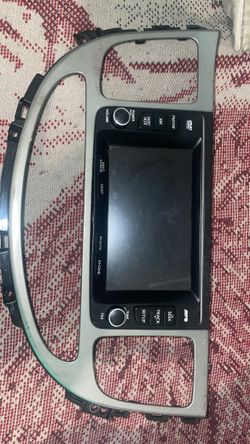 2012 Huyndai Genesis Radio 