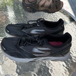 Sketchers Go Run Vortex 