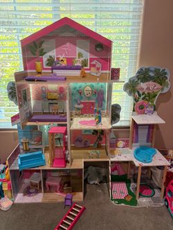 Large Wooden Dollhouse