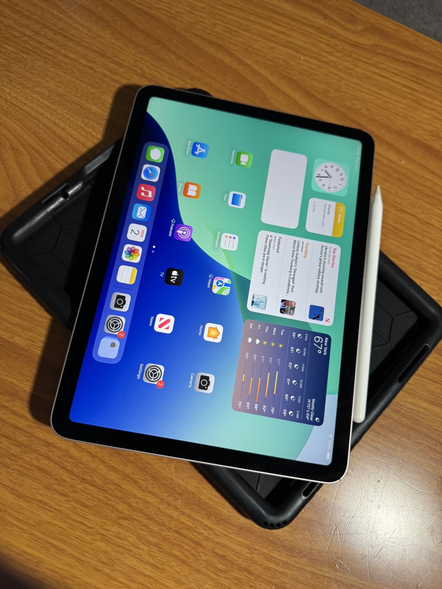 Apple Ipad Air 5 Gen+ Pencil 2 nd Gen