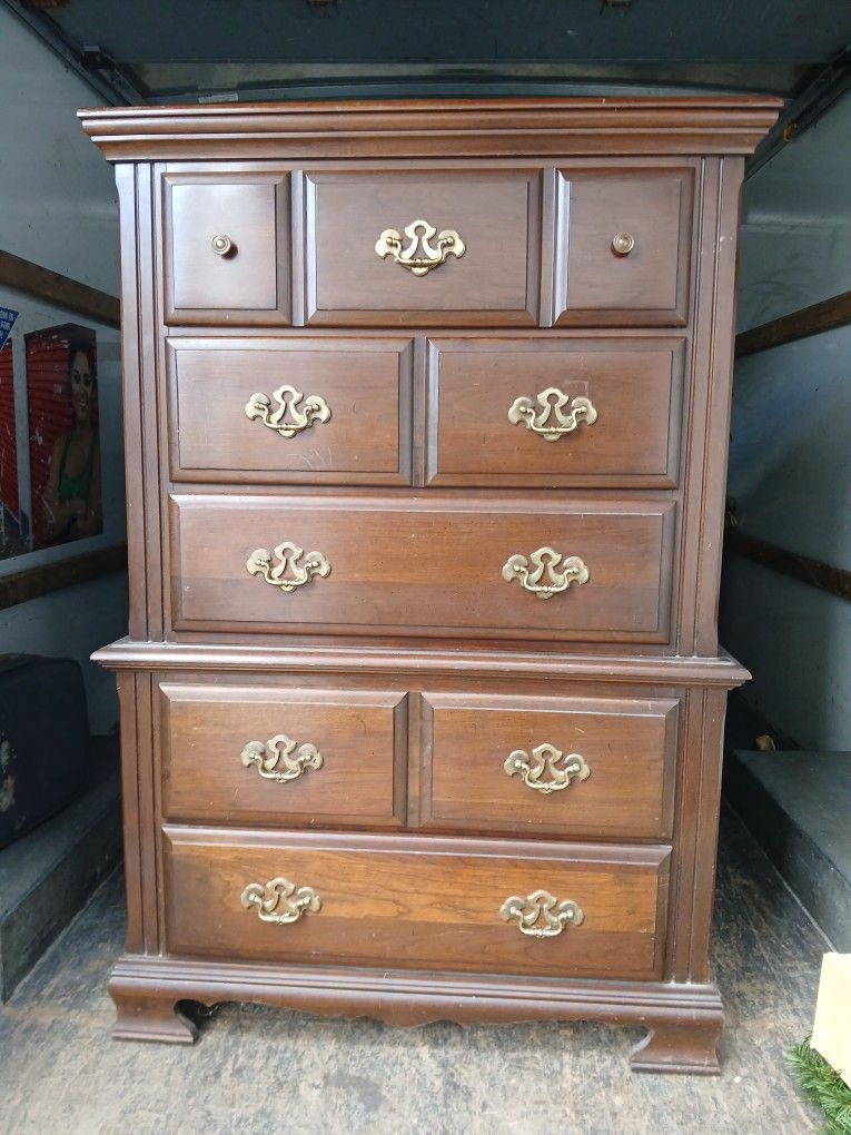 "4PC. DRESSER SET W/ MIRROR"