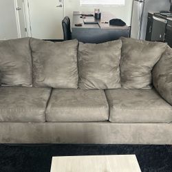 3 seat couch 