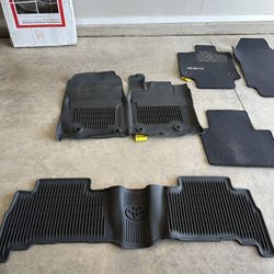 Toyota 4runner All Weather Floor Mats. Brand New