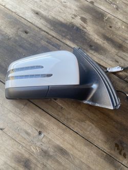2017-2019 GLS 450 Right Mirror
