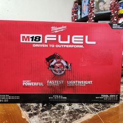 Milwaukee
M18 FUEL Brushless 7-1/4 in. Circular Saw (Tool-Only)