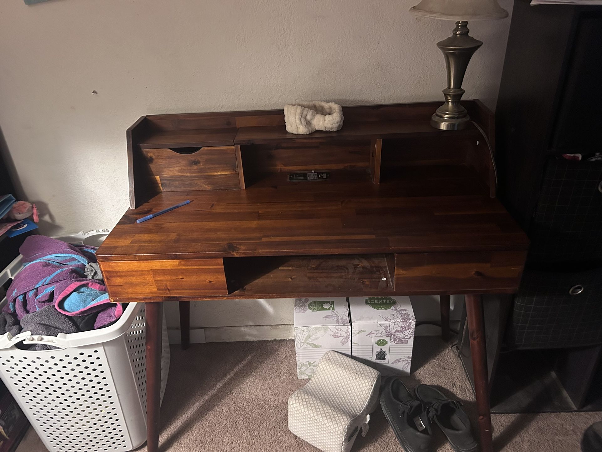 Desk