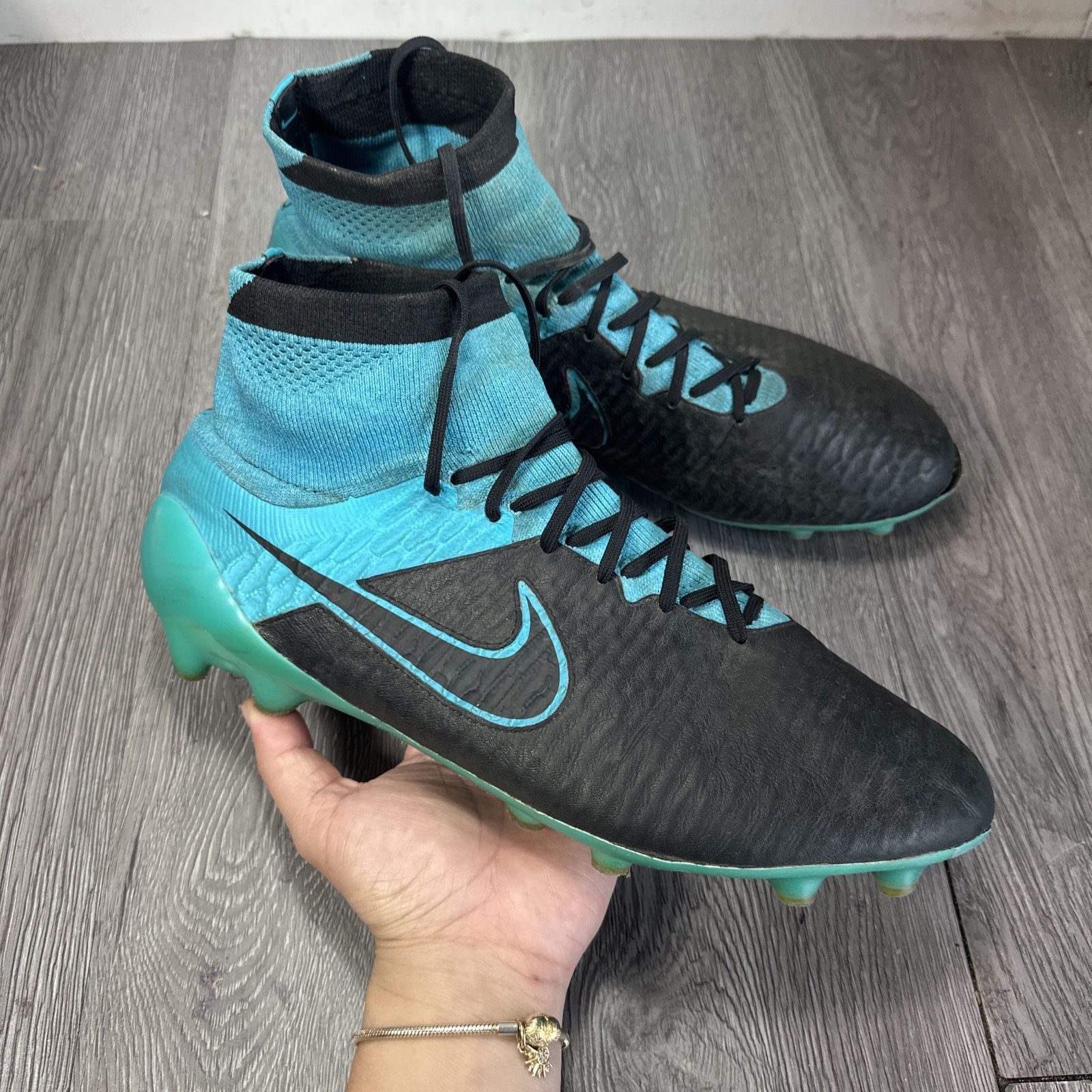 Magista Obra Tech Craft Leather FG 'Black Turquoise Blue' Soccer