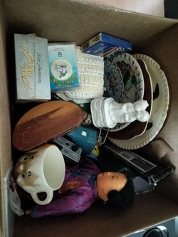 Box of vintage items