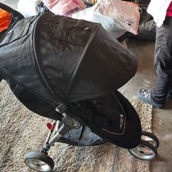 Stroller 