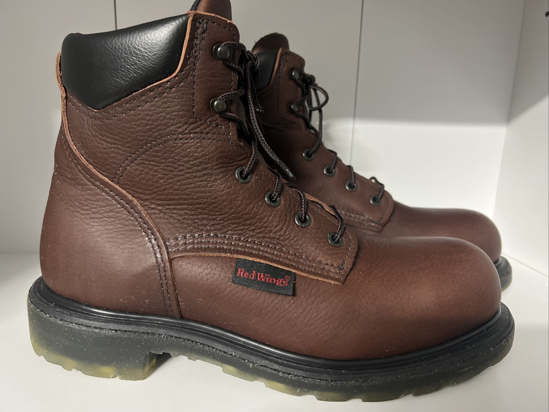 Red Wing Boots, SuperSole 2.0 Style #2406, Size 9