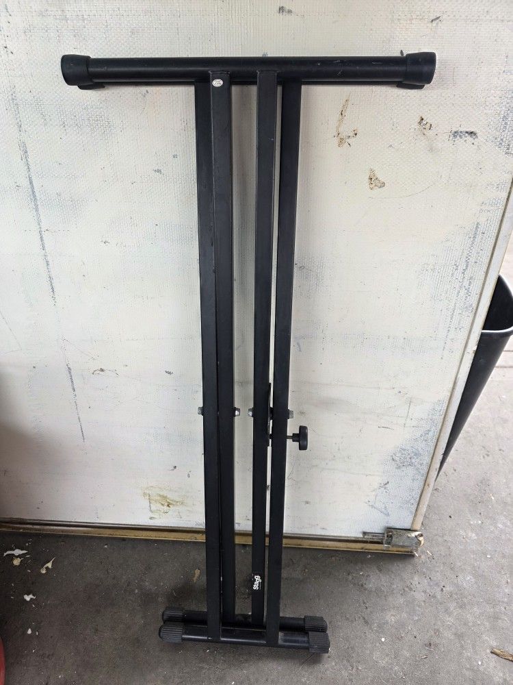 Stand Perfect For DJ Mixer Or  Piano.