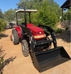 Tractor 4 Cylinder