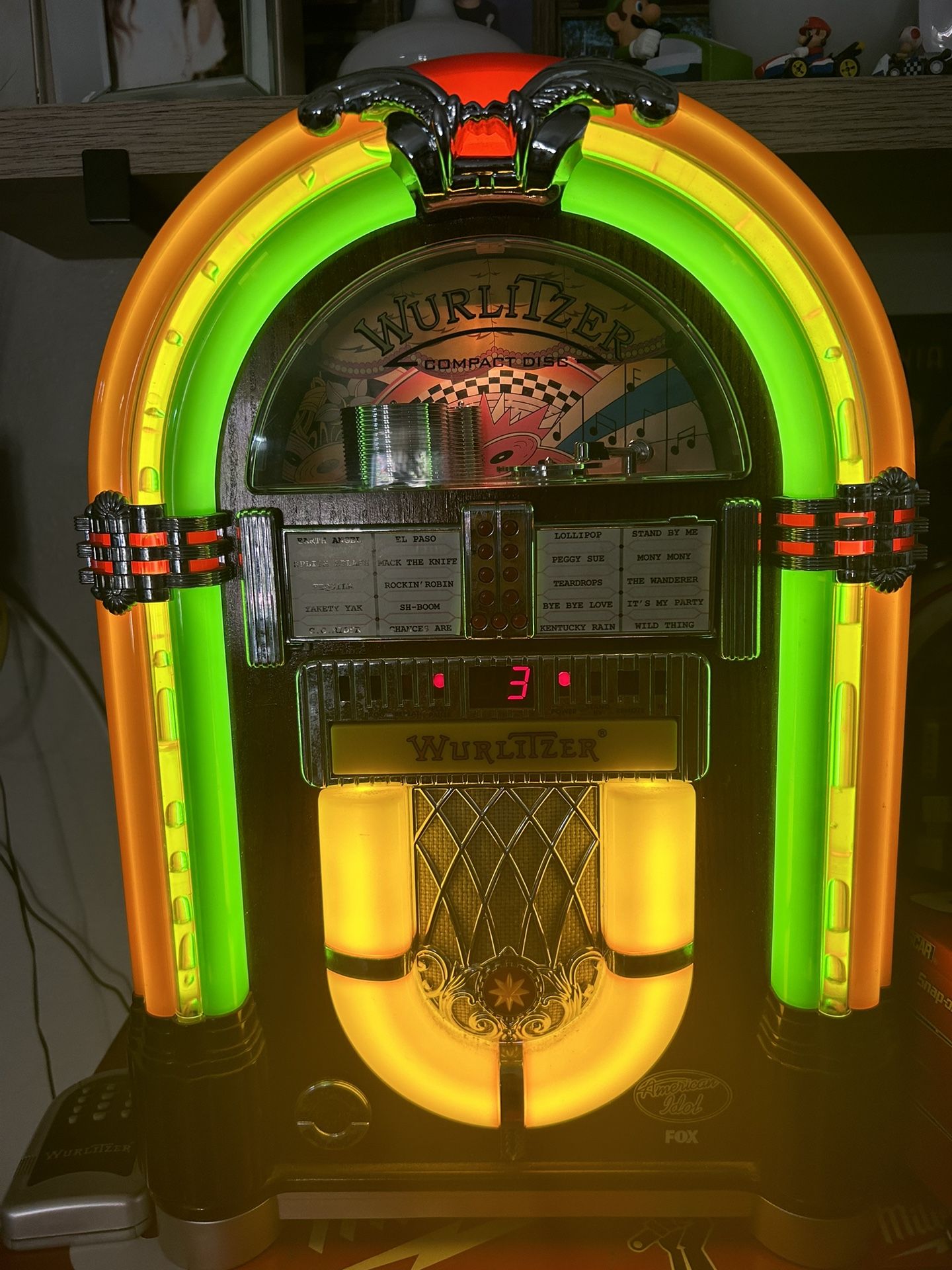 Wurlitzer Jukebox Wr18 Mini Bubble-stereo Fm- Cd Comp Disc W/remote.