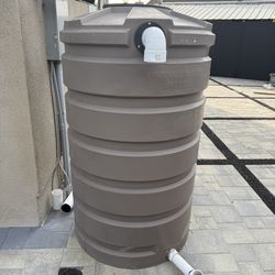 Bushman 205 Gallon Water Barrel