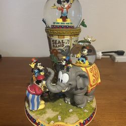 RARE Disney Mickey’s Big Top Circus Snow globe