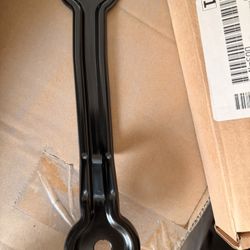 New!! 2020-25 Nissan Sentra Upper Right Mount Bracket 