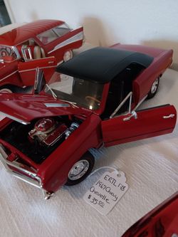 ERTL 1:18 1967 Chevy Chevelle Diecast Model Car