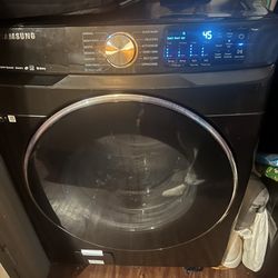 Washer And Dryer Combo (Samsung) 