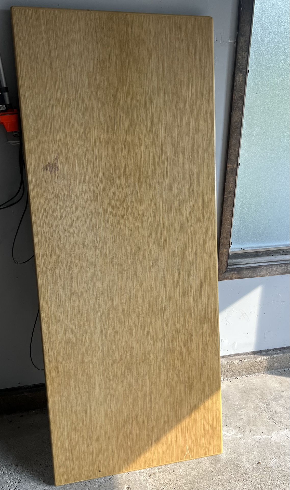 Desktop or workbench