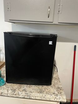 Kenmore mini fridge