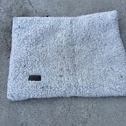 Free - Cat Bed Mora Pets 