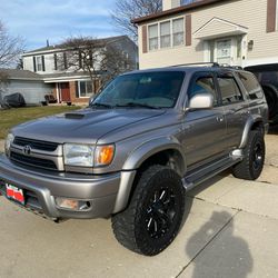 2002 Toyota 4Runner SR5