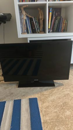 Samsung 32” LED TV – UN32EH4050F