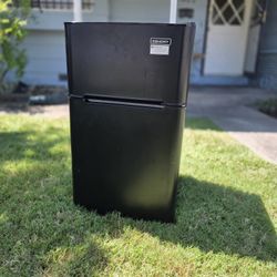 EUHOMY Mini Fridge with Freezer, 3.2 Cu.